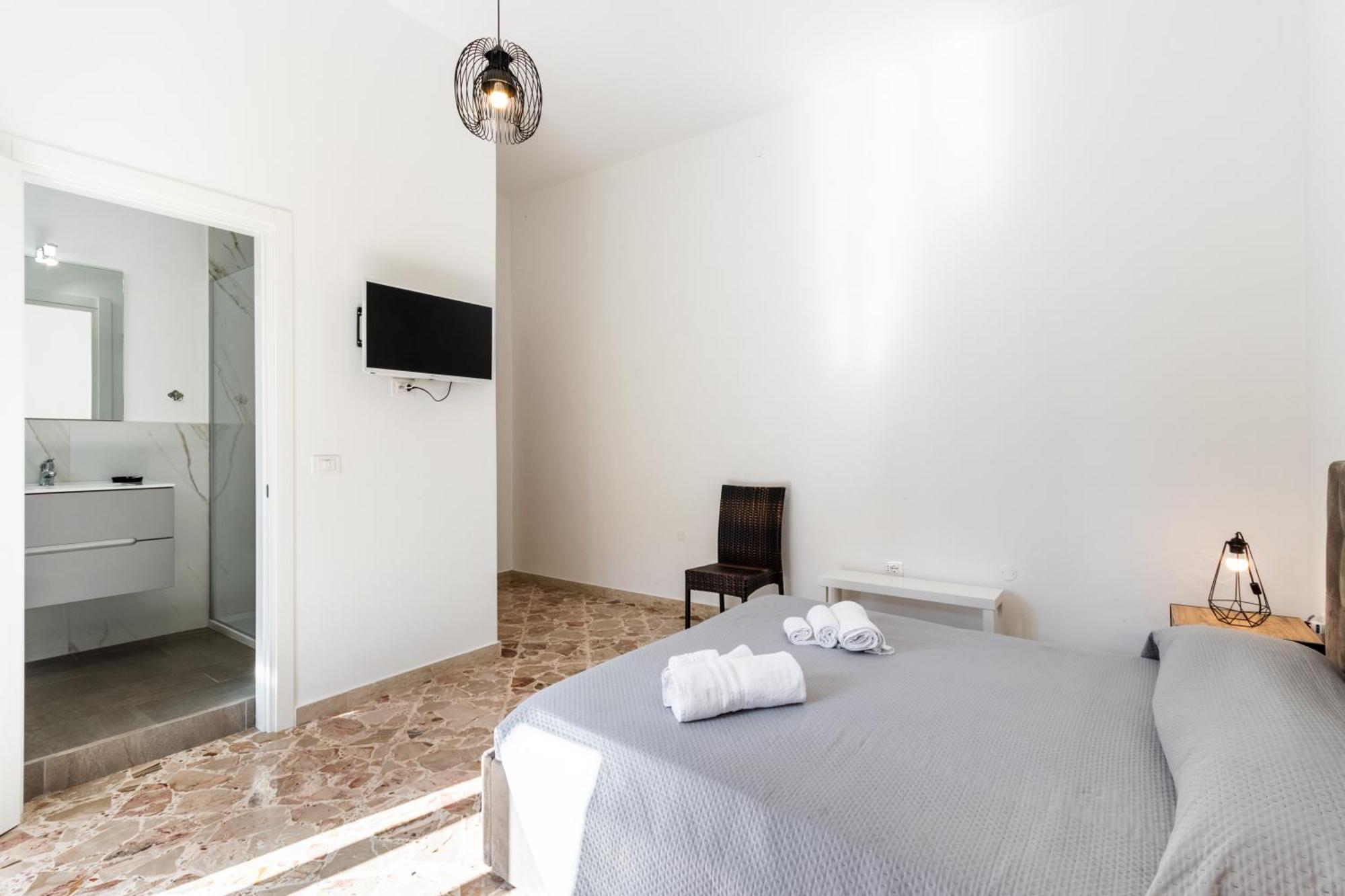Le Torrette Rooms And Apartments อาโวลา ภายนอก รูปภาพ
