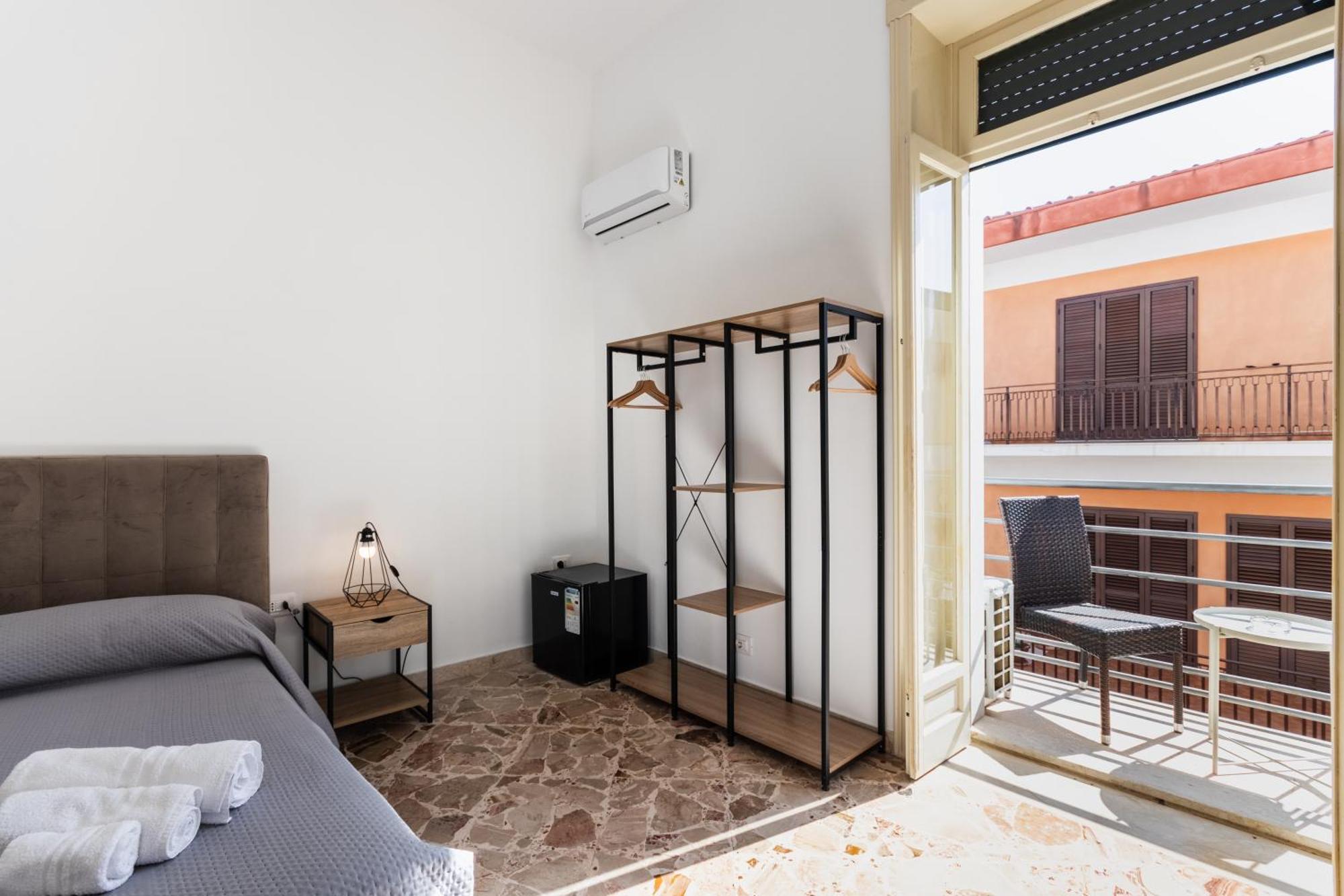 Le Torrette Rooms And Apartments อาโวลา ภายนอก รูปภาพ