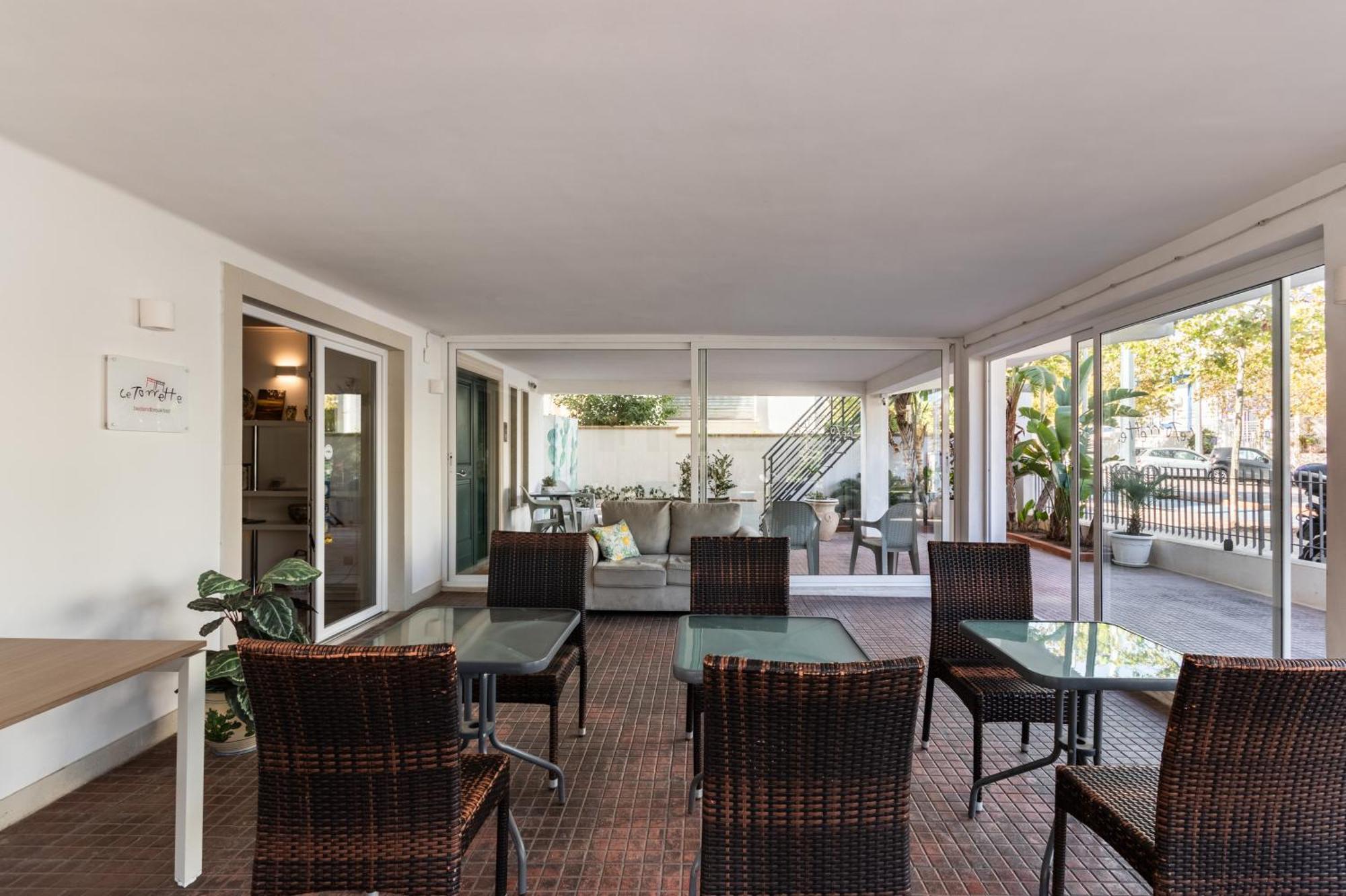 Le Torrette Rooms And Apartments อาโวลา ภายนอก รูปภาพ