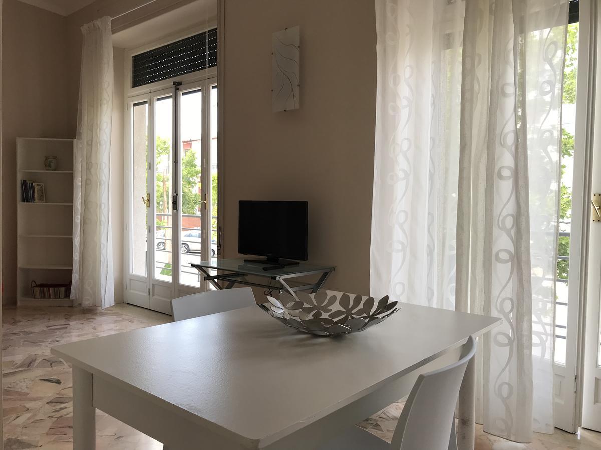 Le Torrette Rooms And Apartments อาโวลา ภายนอก รูปภาพ